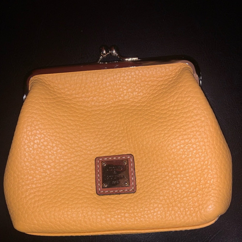 Pebble Grain Large Framed Purse - yellowish/caramel